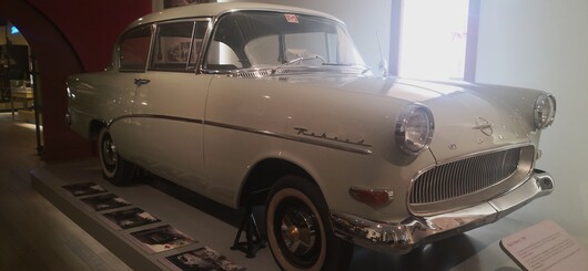 Opel Rekord 1958, ausgestellt im Museum